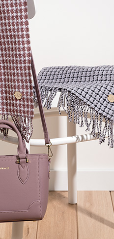 Ladies’ accessories