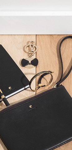 Ladies’ accessories